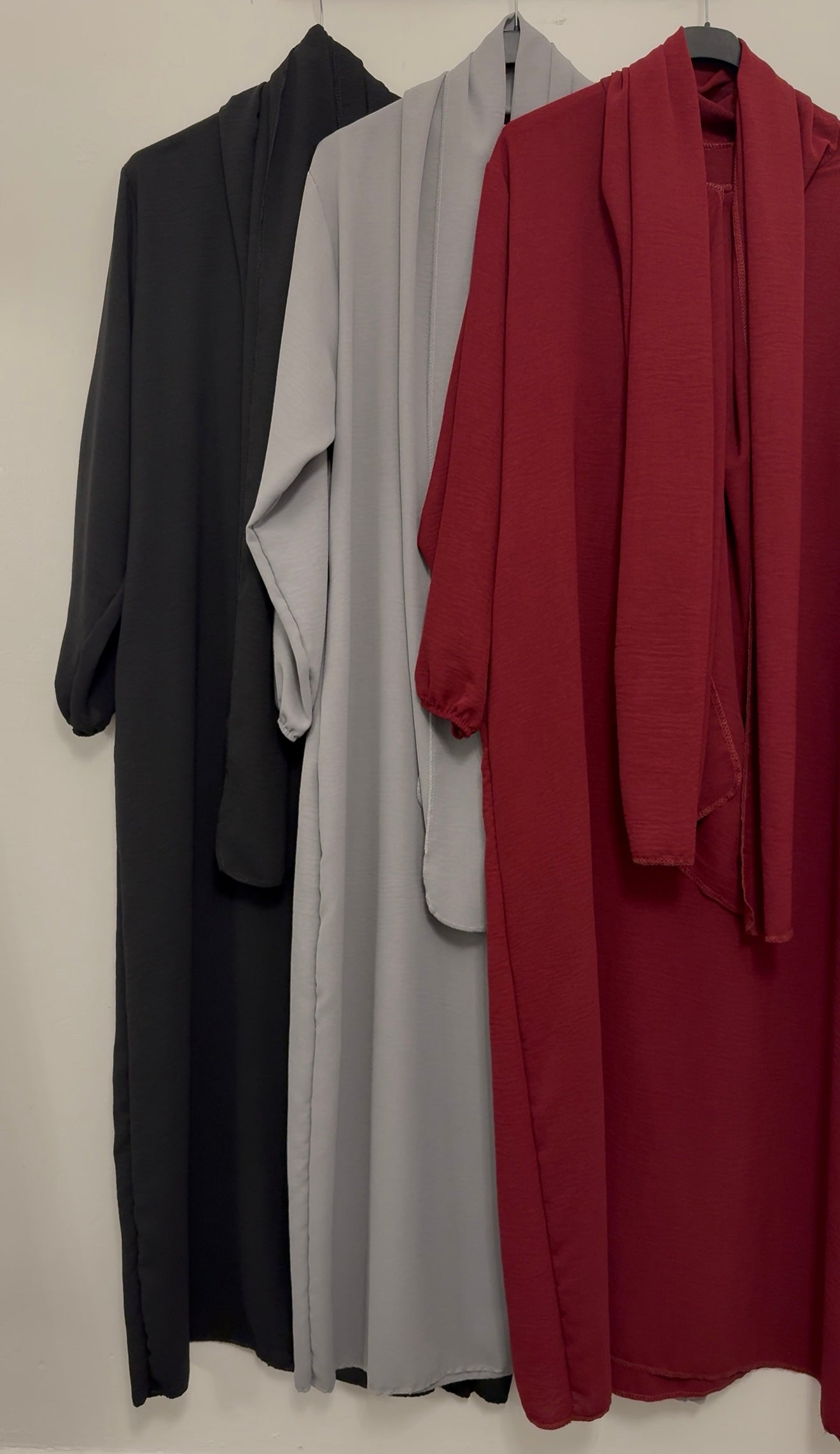 Pocket Salah Abaya Deep Red